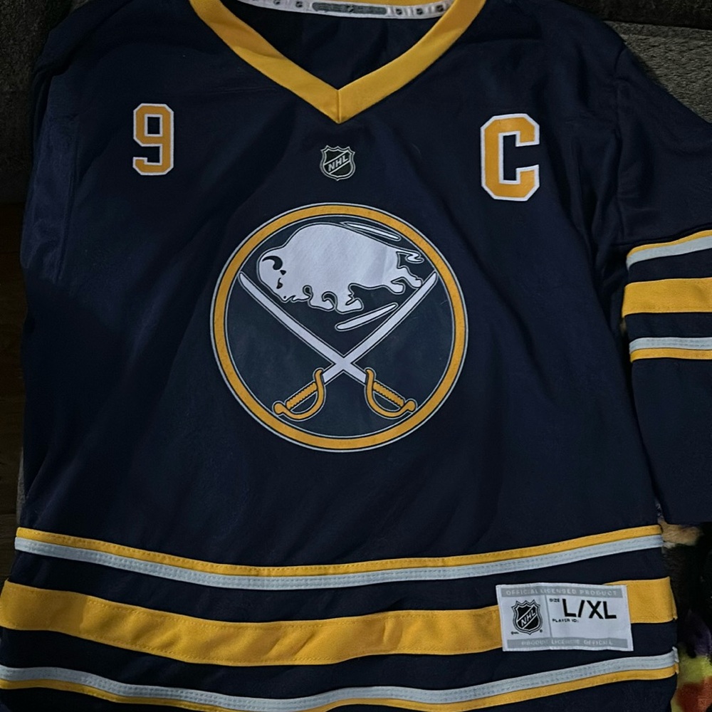 Buffalo Sabres Jack Eichel jersey #9 Captain jersey